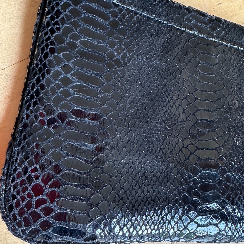 Michael Kors Black reptile clutch/shoulder bag, CB2422 - Picture 6 of 8
